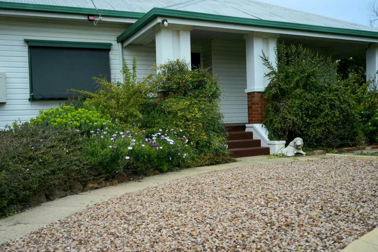 Skymirror Cottage Sea Lake Exterior foto